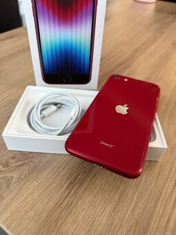 iPhone SE (3.generace), product red - 4