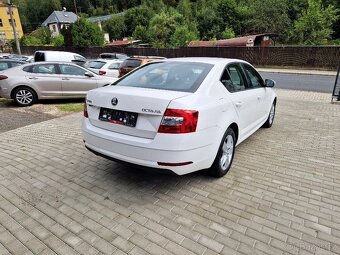 ŠKODA Octavia Limousien, 1.6 TDi, r.v. 2018, plnýs servis - 4