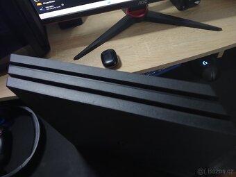 Playstation 4 pro 1TB - 4