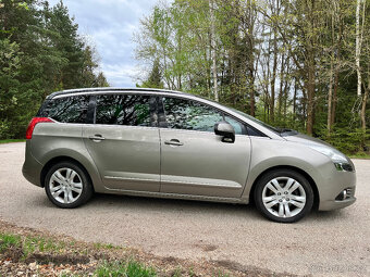 PEUGEOT 5008 2,O HDi Allure - 4