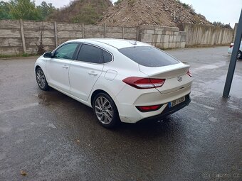 HYUNDAI i30 Fastback 1.4 T-GDi - 4