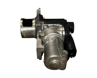 EGR ventil 03G131501N BMP VW Passat B6 r.v. 2008 - 4