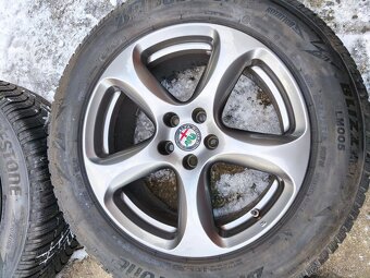 Zimní sada Alfa Stelvio r18 5x110 Bridgestone 235/60/18 - 4