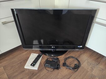 Televize LG 32LH4000 - 82 cm + DVB-T2 set top box - 4