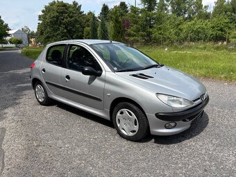 PEUGEOT 206 1.1i NAJETO POUZE 90.000km - 4