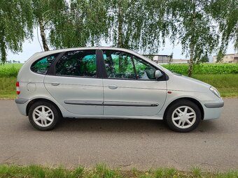 Prodám Renault Scenic 1,6i r.v. 2002 - 4