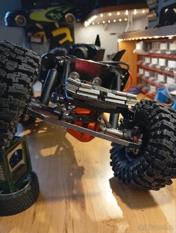 Axial SCX10 - 4