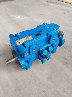 Hydraulické čerpadlo Bobcat na smykový nakladač - 4