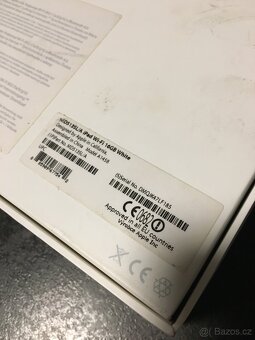 iPad 16GB, bílý, model A 1458 - 4