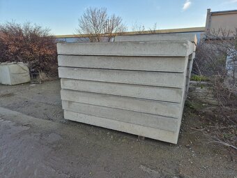BETONOVÉ PANELY - 4