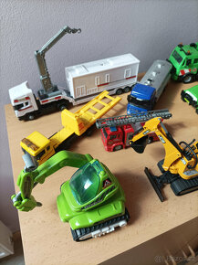 Auta, motorka a zemědělské stroje - 4