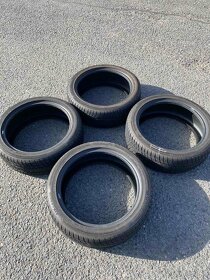Zimni pneu 215/45r18 Gripmax rok 2020 skoro nova - 4