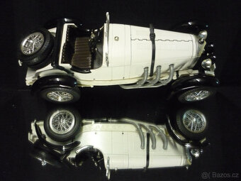 Mercedes Benz SSK bíločerný Bburago 1/18 - 4