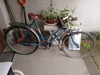Retro kola, velamos eska. 200 Kč za kus. - 4