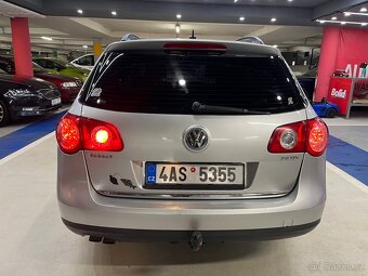 Volkswagen Passat B6 2.0 TDI - 4