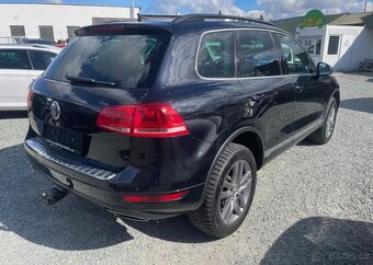 Volkswagen Touareg 3.0 TDI 4-MOTION nafta automat 180 kw - 4