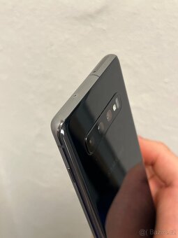 Samsung Galaxy S10 128GB Černý - 4