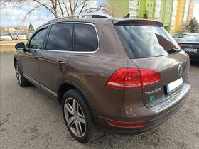 VW Touareg V8 4.2 TDI - možná výměna - 4