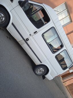 Ford Transit 2,5 tdi - 4