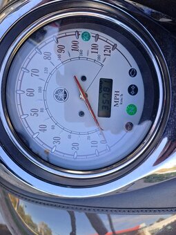 Yamaha XVS 1100 - 4