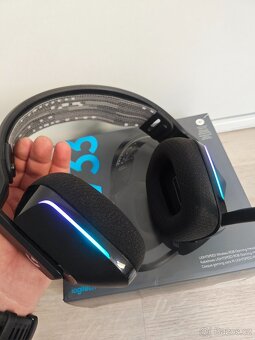 Logitech G733 Lightspeed černá - 4