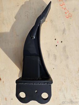 Rozrývací trn - 4