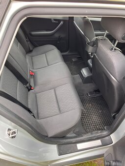 Audi A4 - 4