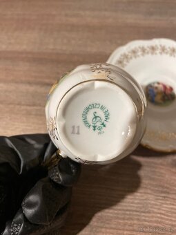 Porcelánový hrnek s podšálkem -top stav - 4