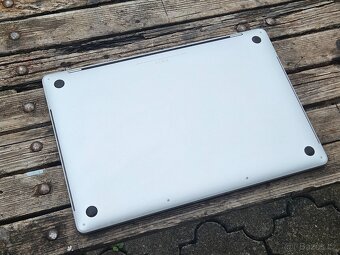 MacBook Pro 16" 2019 i7, 16GB RAM, 500GB SSD - 4