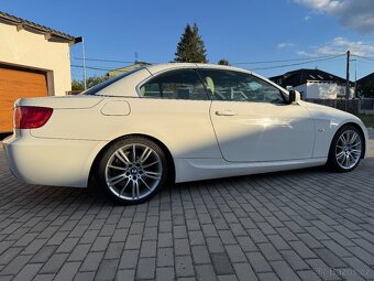 BMW řada 3 M-packet E93 330d cabrio - 4