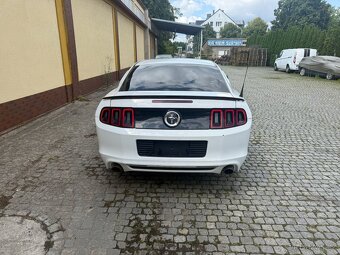 Ford Mustang 3,7 v6 63 tis km - 4