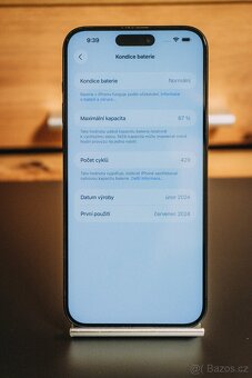 Apple iPhone 15 Pro Max 256 GB - 4