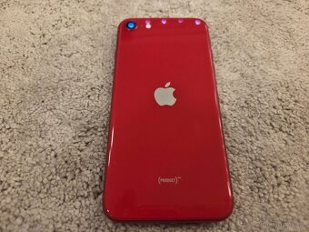 iPhone SE 2020, 64 GB, červený - perfektní stav - 4