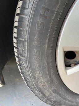 kola Škoda Octavia III , 3 - 4