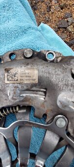 Prodam  Spojkova sada [LUK] Škoda Octavia 3 1.6.TDI 04L14101 - 4