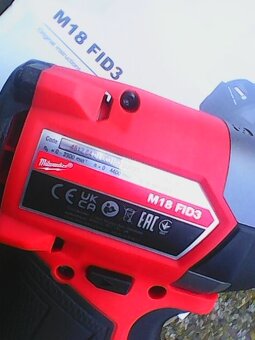 Milwaukee M18 fid3-0 226Nm razovy utahovak 1/4 Hex - 4