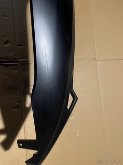 Pravý spodní kryt na Honda Forza 125/350 - 4