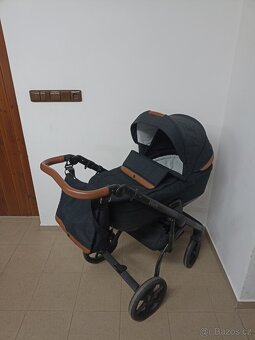 Kočárek Roman Bloom Night - 4