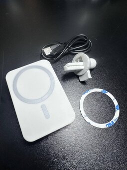 Držák telefonu do auta s bezdrátovým nabíjením - 4