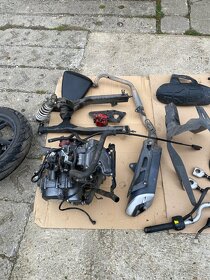 Keeway rkf 125 - 4