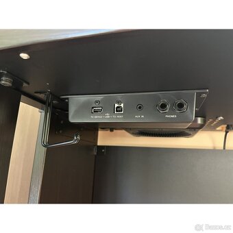 Elektrický klavír - YAMAHA CLP-645 - 4