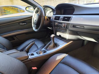 Bmw e93 330i 160 kW cabrio - 4