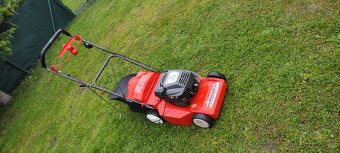 Benzínová sekačka Husqvarna motor briggstratton záběr 43 - 4