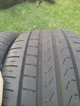 235/45 R18 - 4