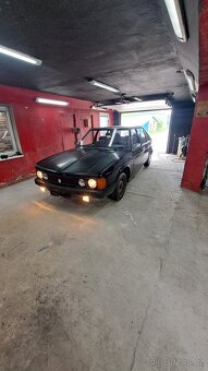 tatra 613 1987 v8 - 4