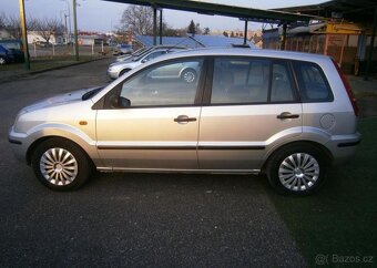 Ford Fusion 1.4i benzín manuál 59 kw - 4