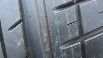 Letní pneu 275/40/19 Michelin - 4
