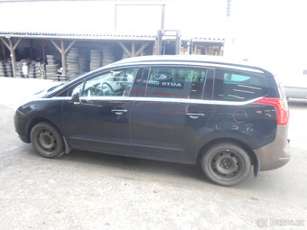 Peugeot 5008 - 4