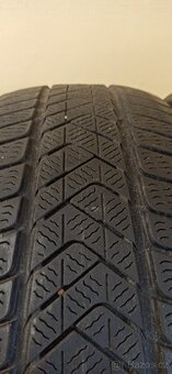 PIRELLI WINTER SOTTOZERO 3 225/55 R18 102V 5mm - 4