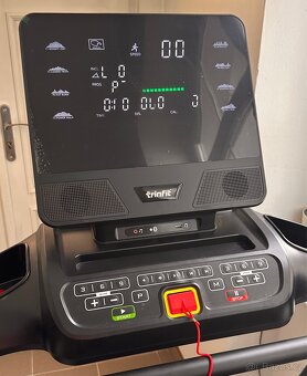 Běžecký pás Trinfit Gara T400i - 4